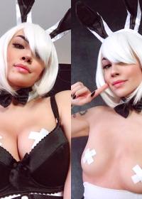 2Bunny On/off Cosplay From NieR: Automata – By Felicia Vox