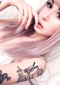 Rose Hair & Japanese Tattoos